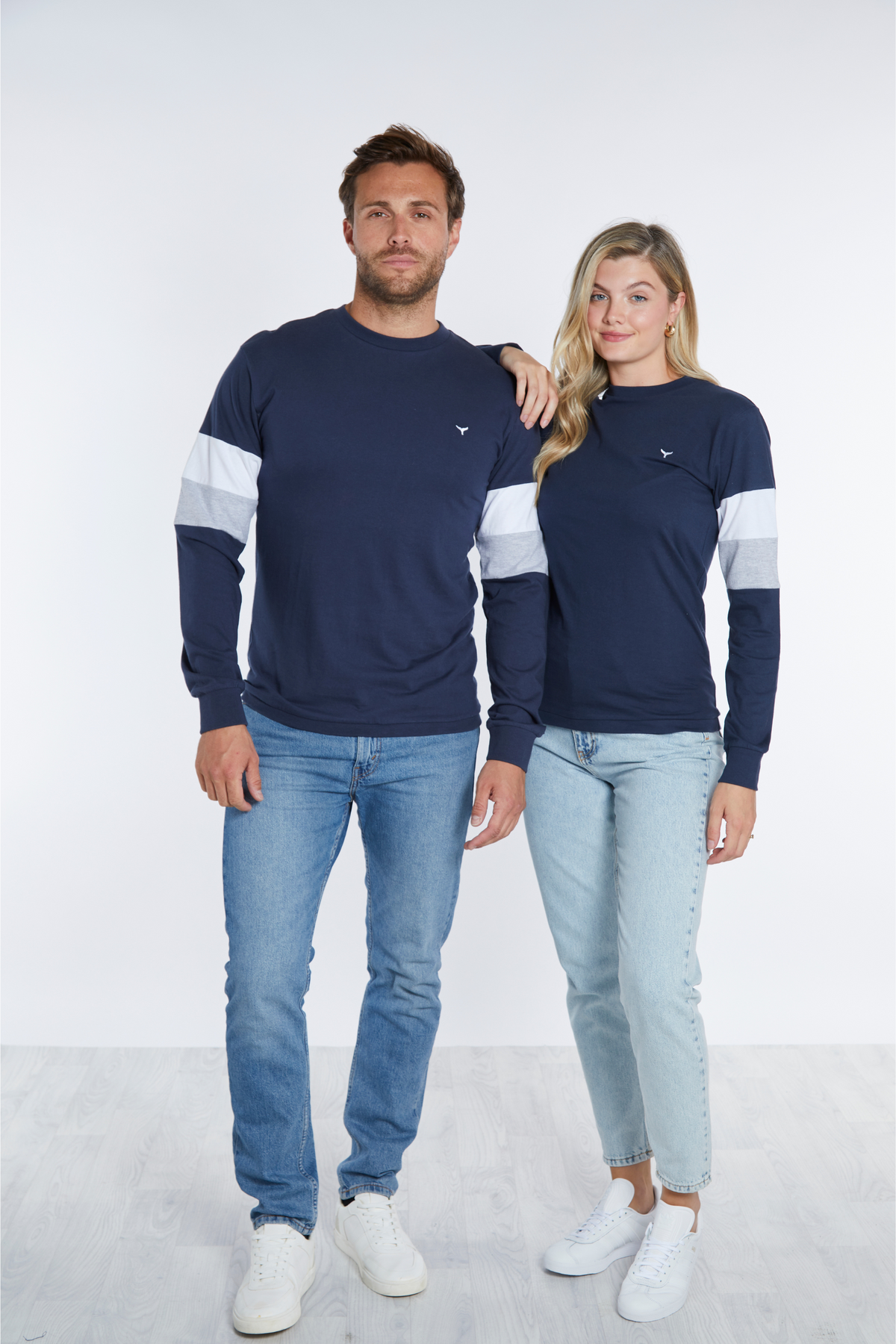 Thornham Unisex Long Sleeved T-Shirt - Navy - Whale Of A Time Clothing