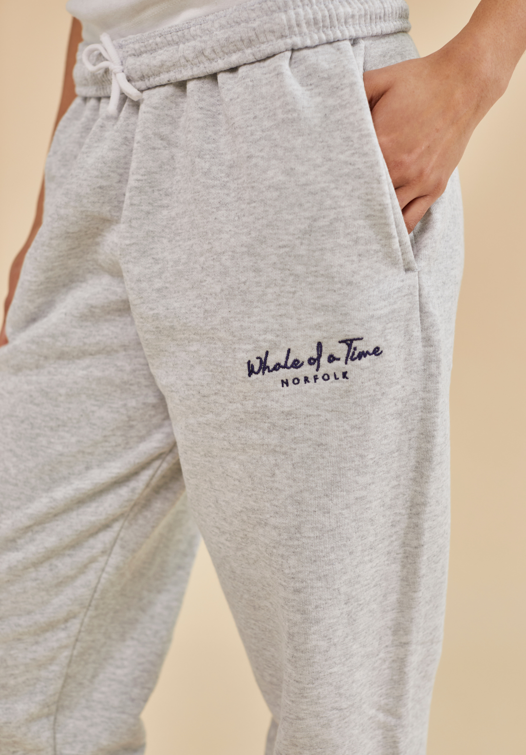 Signature Joggers Women's - Light Grey