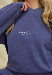 Signature Women's Sweatshirt - Stonewashed Navy